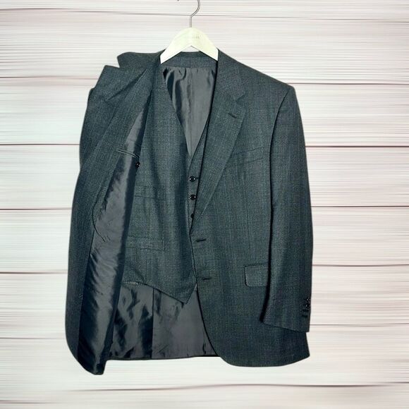 SULKA Gray Suit Jacket Blazer and Vest Super 150 Wool made in Italy size US 42R - Picture 1 of 16